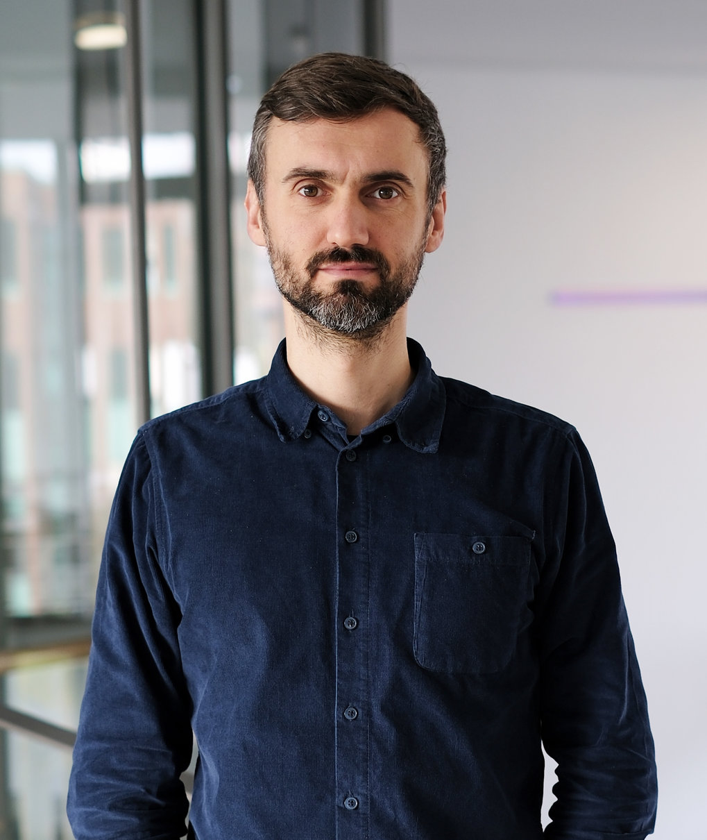 Dr. Johann  Jarzombek