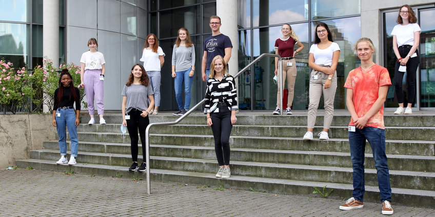 Biotechnology Training Network defies Corona group photo of the new trainees