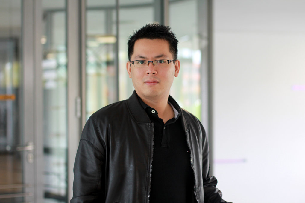 Dr.  Chuanjie (Charles) Loh